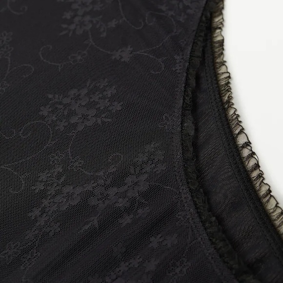 MANGO NWT Black Lace Bodysuit Size Medium - Picture 6 of 9